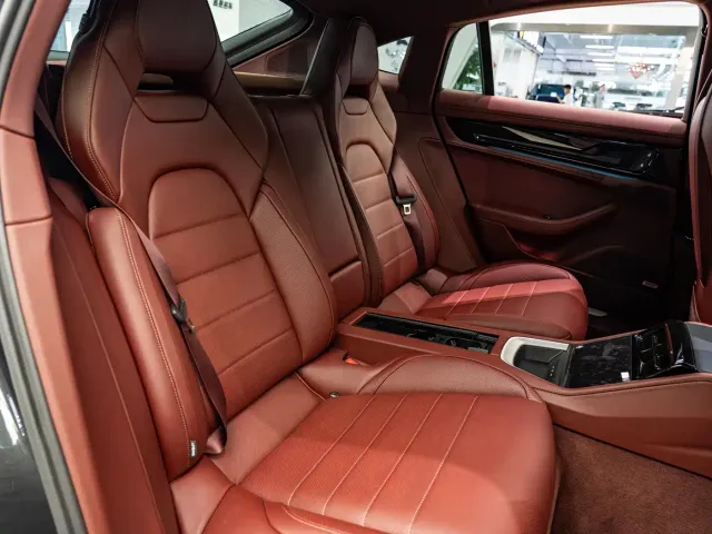 Porsche Panamera — Фото автомобиля 10