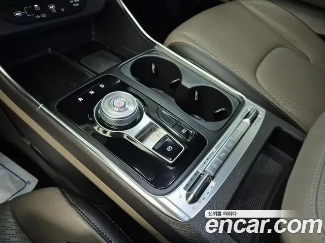Kia Carnival 4th Gen — Фото автомобиля 11