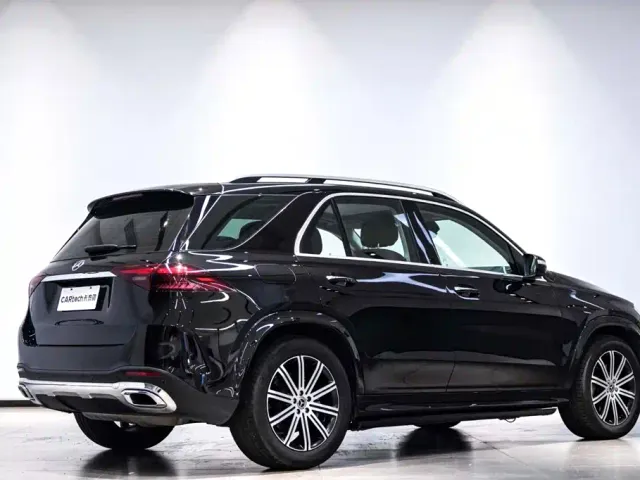 Mercedes-Benz GLE-Class — Фото автомобиля 8