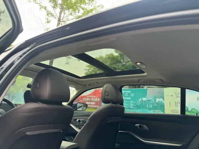 BMW i3 — Фото автомобиля 11