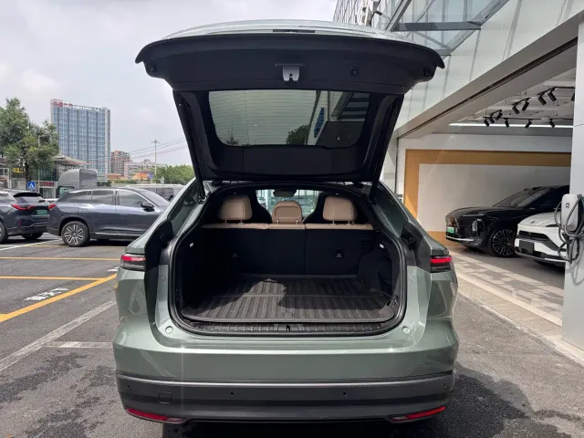 Nio EC7 — Фото автомобиля 8