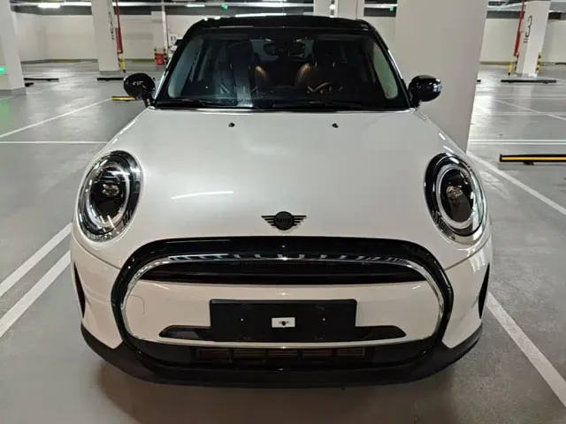MINI Hatch — Фото автомобиля 2