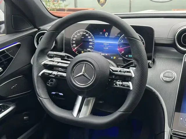 Mercedes-Benz C-Class — Фото автомобиля 16
