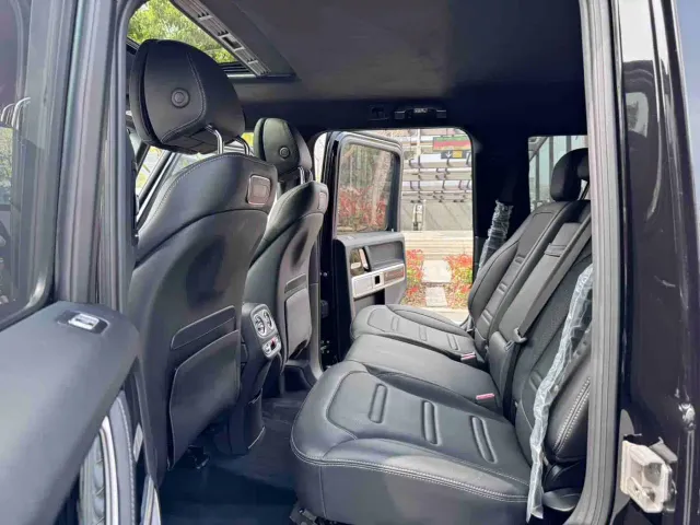 Mercedes-Benz G-Class — Фото автомобиля 14