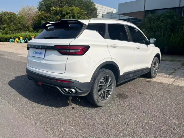 Geely Binyue — Фото автомобиля 4