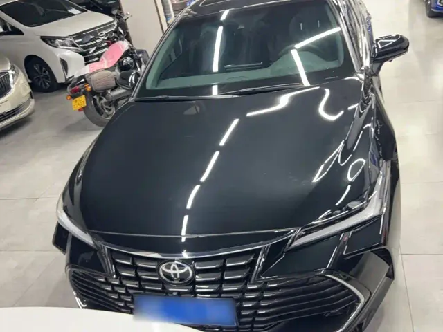 Toyota Avalon — Фото автомобиля 7