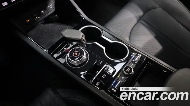 Kia K5 Prestige — Фото автомобиля 9
