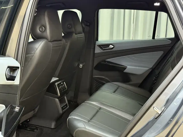 Volkswagen ID.4 X — Фото автомобиля 6