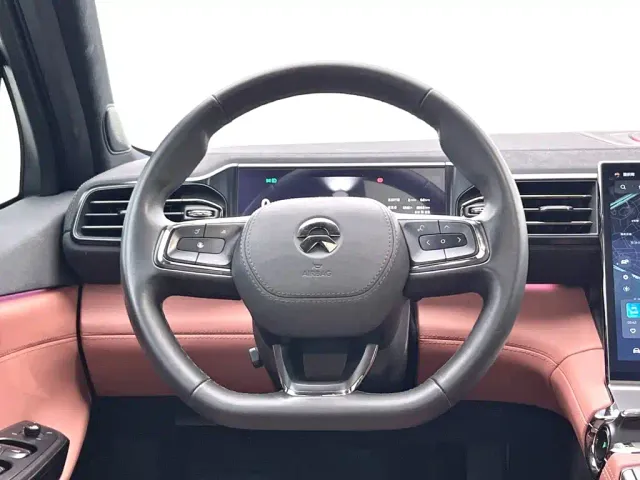 Nio EC6 — Фото автомобиля 13