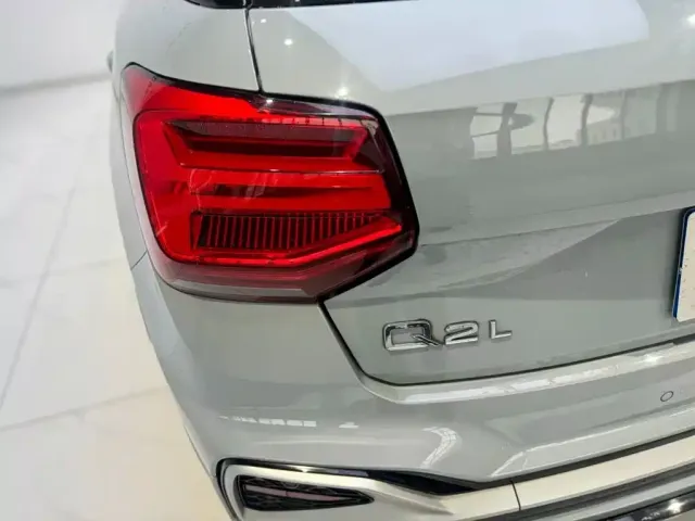 Audi Q2L — Фото автомобиля 11