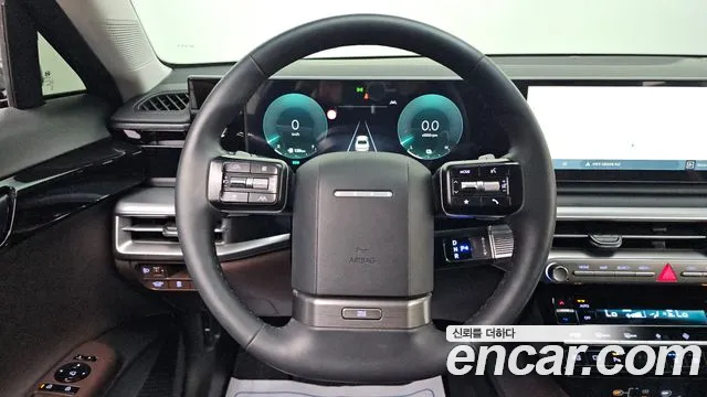 Hyundai Grandeur GN7 — Фото автомобиля 15
