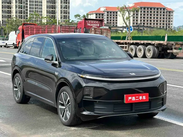 Li Auto L6 — Фото автомобиля 2