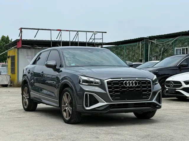 Audi Q2L — Фото автомобиля 3