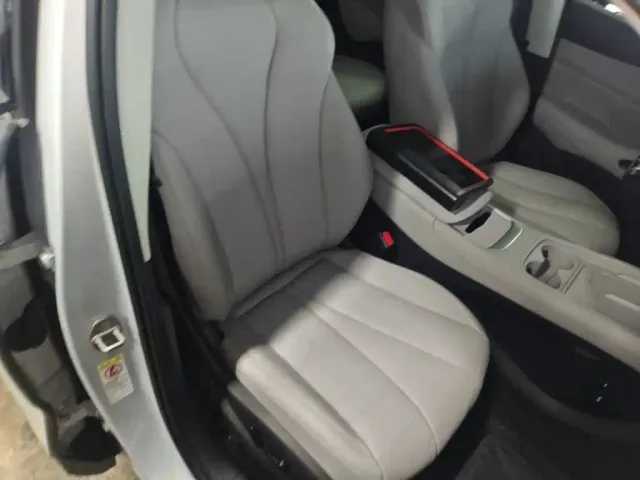 BYD Sealion 05 EV — Фото автомобиля 24