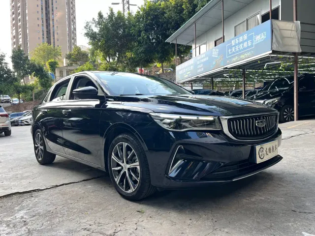 Geely Emgrand — Фото автомобиля 3