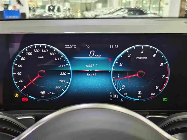 Mercedes-Benz GLB-Class — Фото автомобиля 18