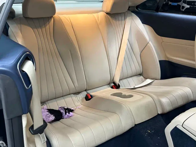 Mercedes-Benz E-Class — Фото автомобиля 4