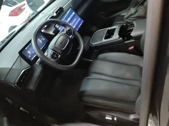 Dongfeng Fengshen L7 — Фото автомобиля 14
