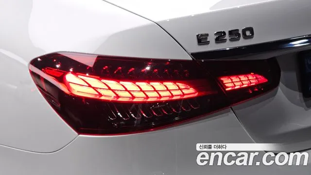 Mercedes-Benz E-Class W213 — Фото автомобиля 8