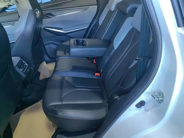 Changan CS75 Plus — Фото автомобиля 13