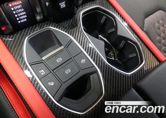 Lamborghini Urus — Фото автомобиля 18
