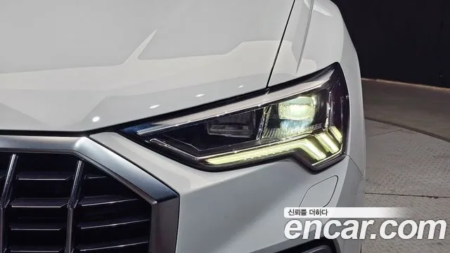 Audi Q3 35 TDI quattro Premium — Фото автомобиля 22