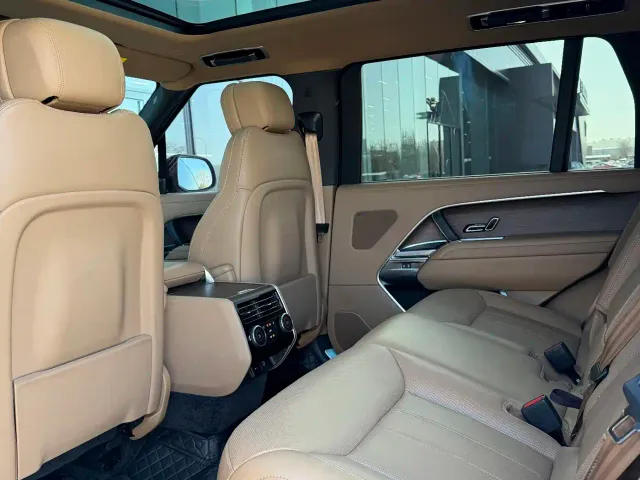 Land Rover Range Rover — Фото автомобиля 16