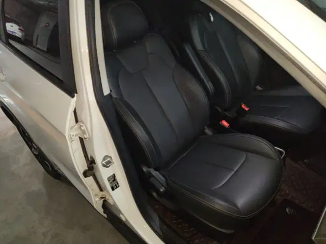 Nezha Auto Nezha V 2021 Long Range Entertainment Upgrade — Фото автомобиля 24