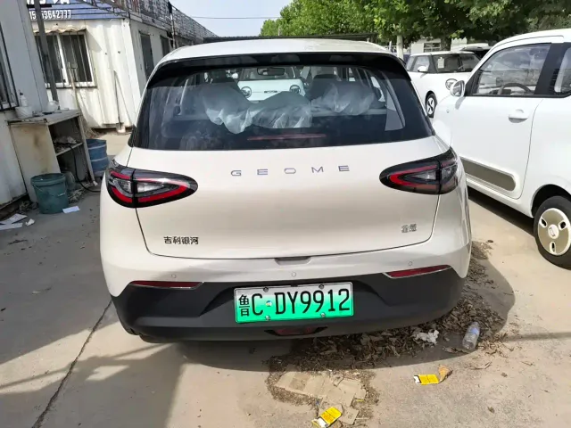 Geely Starry Wish — Фото автомобиля 5