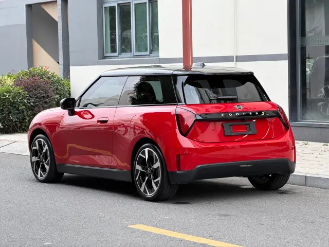 MINI Cooper — Фото автомобиля 5