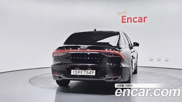 Hyundai Grandeur — Фото автомобиля 4