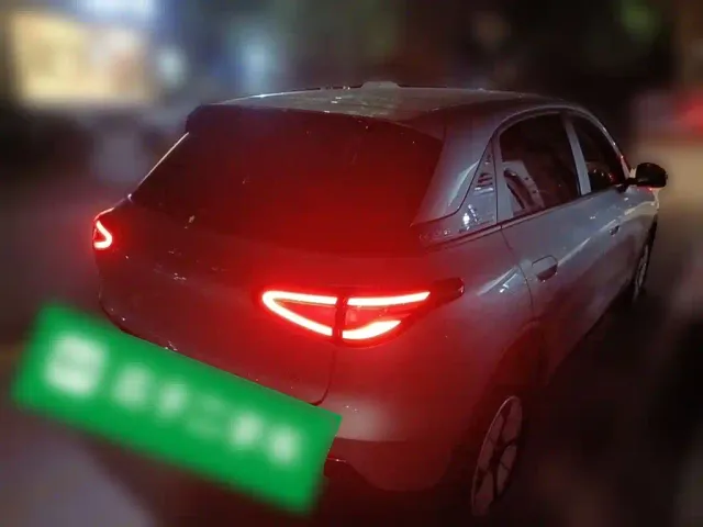 Geely Starry Wish — Фото автомобиля 4
