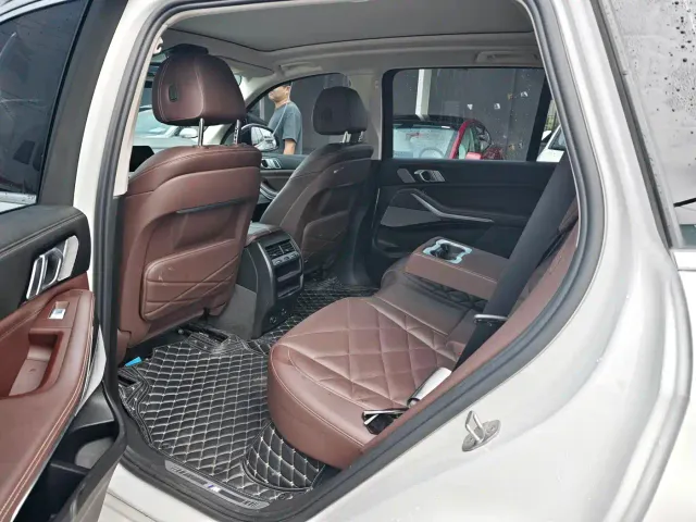 BMW X5 — Фото автомобиля 4