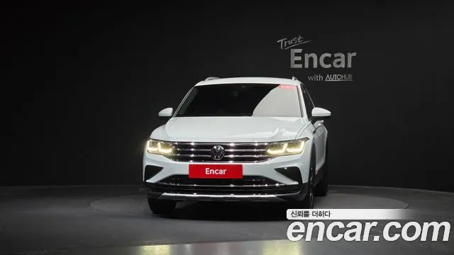 Volkswagen Tiguan Tiguan 2 поколение 2.0 TDI Premium — Фото автомобиля 3