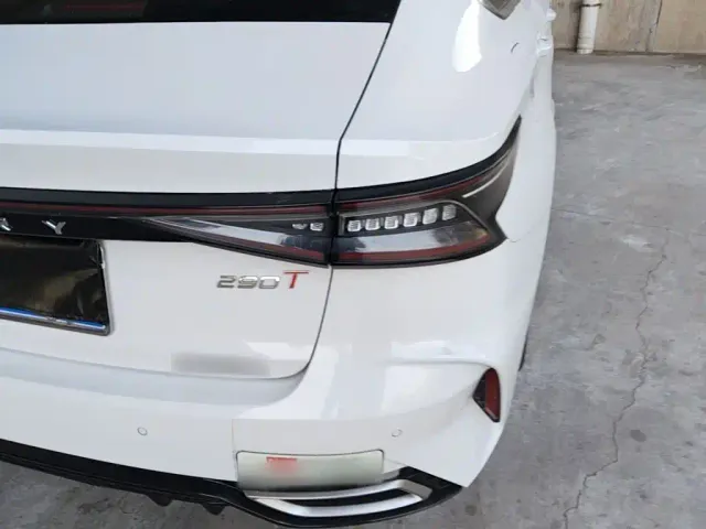 Chery Arrizo 8 — Фото автомобиля 7