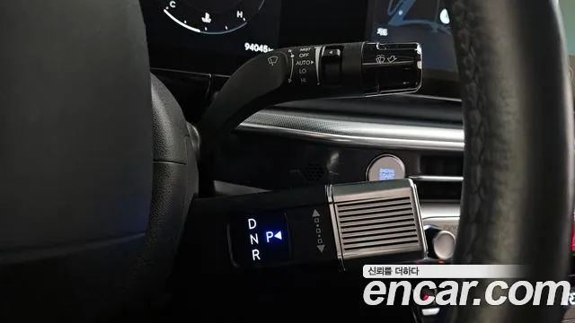 Hyundai Grandeur Grandeur (GN7) 2.5 Бензин 2WD — Фото автомобиля 9
