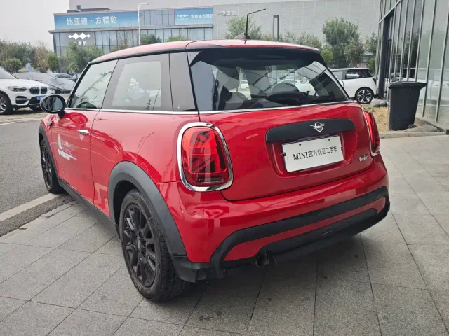 MINI MINI 2022 1.5T ONE — Фото автомобиля 5
