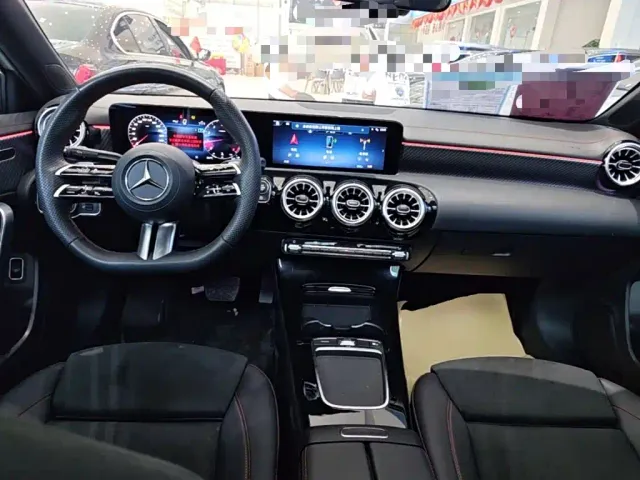 Mercedes-Benz A-Class — Фото автомобиля 9