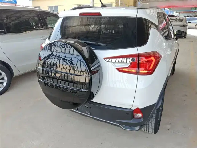 BYD Yuan Pro — Фото автомобиля 5