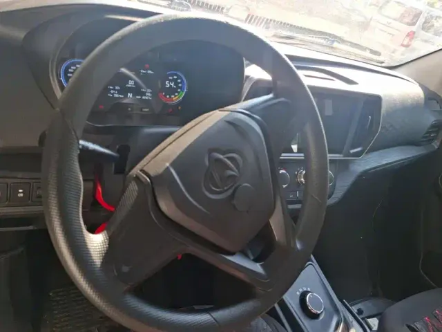 Changan Ruixing EM80 — Фото автомобиля 12