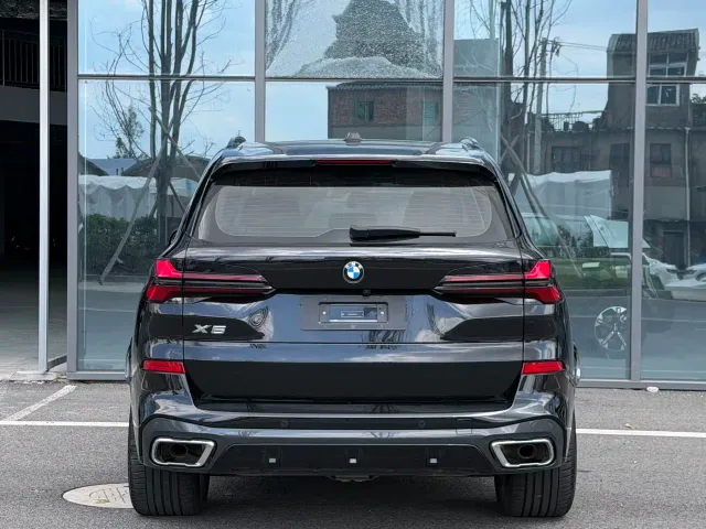 BMW X5 — Фото автомобиля 15