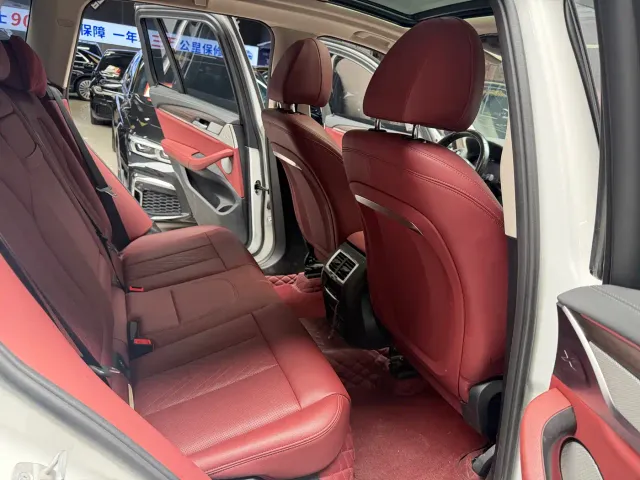 BMW X3 — Фото автомобиля 13
