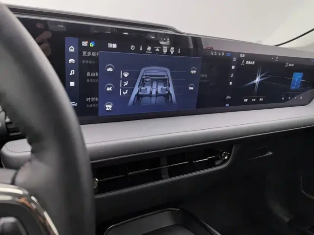 Ford Mondeo — Фото автомобиля 12