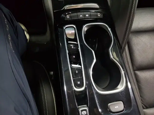 Buick Envision Plus — Фото автомобиля 13