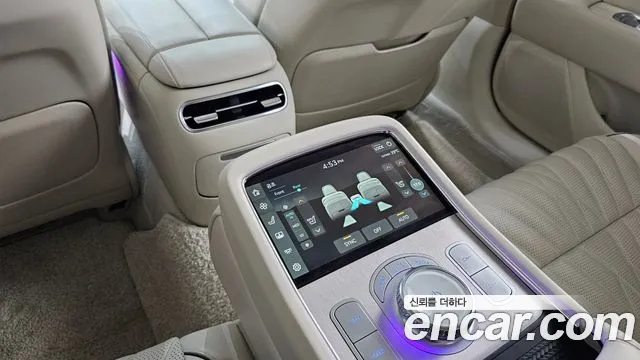 Genesis G90 Бензин 3.5 турбо AWD — Фото автомобиля 14