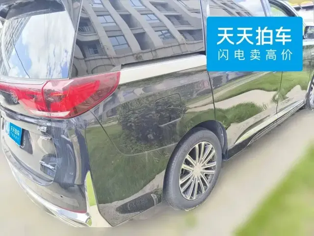 GAC Trumpchi M8 — Фото автомобиля 2