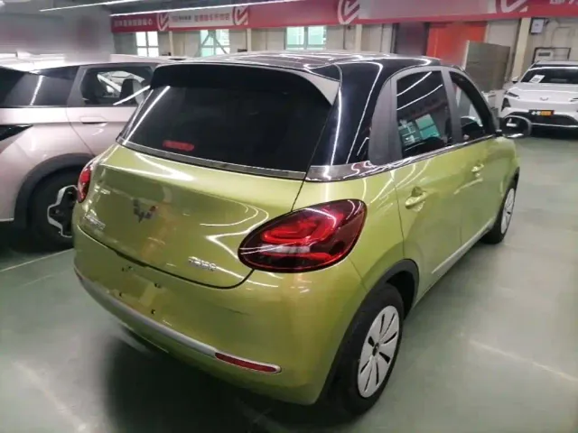 Wuling Bingo — Фото автомобиля 6