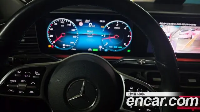 Mercedes-Benz GLE-Class — Фото автомобиля 3