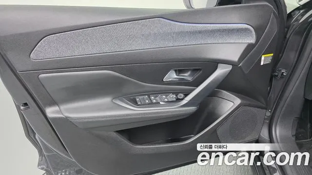 Peugeot 408 1.2 Pure Tech Allure — Фото автомобиля 24