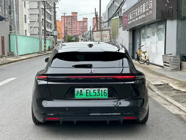 Nio ET5 Touring — Фото автомобиля 6